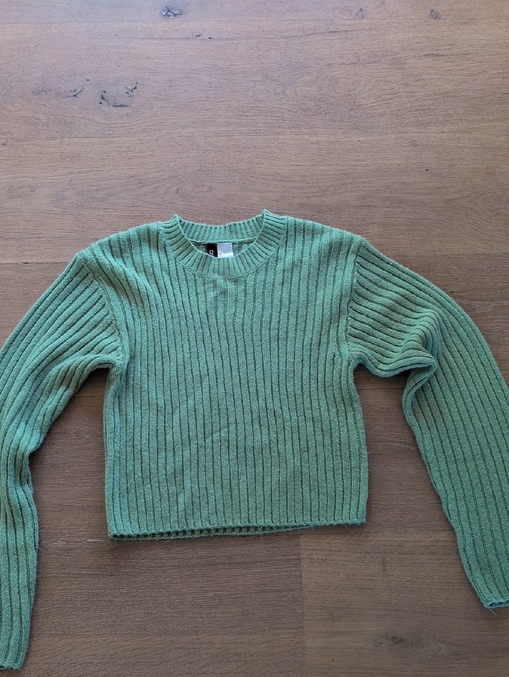 H&M Cropped Ribbed Crewneck Sweater - Bright Sage Color